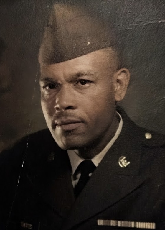 78F7A799-47D5-41FE-A96D-2AD0FD106E75_1_201_a